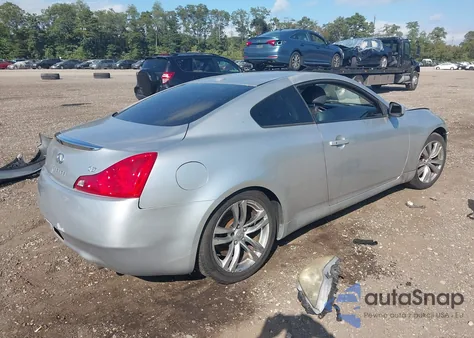 2008 Infiniti G37 Journey из США, поврежденный, VIN JNKCV64E58M109807